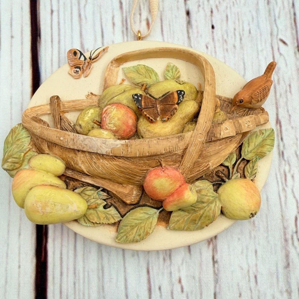Vintage 1995 Hallmark Marjolein Bastin Nature Basket Bird Ornament with Box
